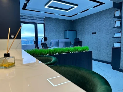 Meriç ofis çalışma alanı